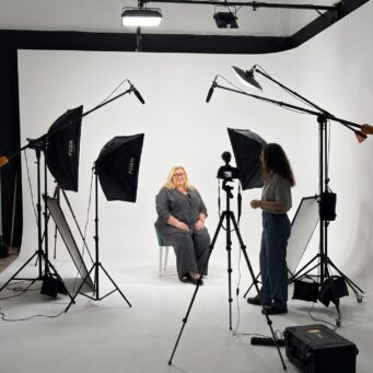 Photo_edit_backdrop_bigger_equip…_202607081359 Photo_edit_backdrop_bigger_equip…_202607081359